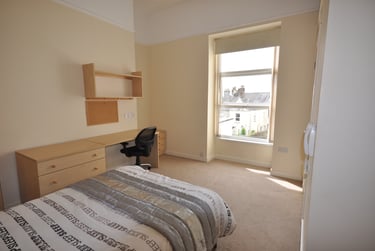 8 bed flat, Mutley Plain, Mutley plain, Plymouth, PL46LE - Image 6